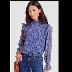 Women’s banana republic blouse